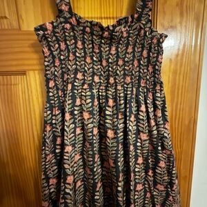 NWOT Floral Smocked Maxi dress